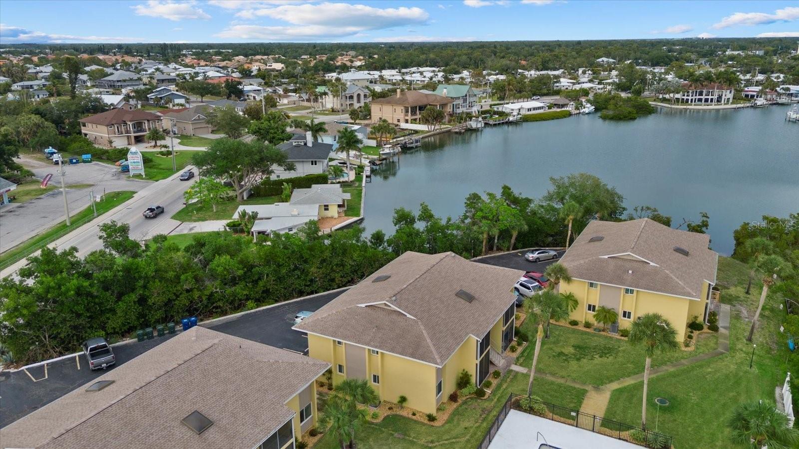 101 LOUELLA LN #10, NOKOMIS, FL, 34275