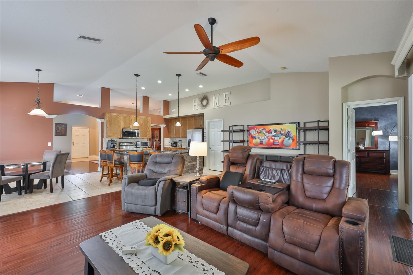 7318 GUILFORD PINE LN, APOLLO BEACH, FL, 33572
