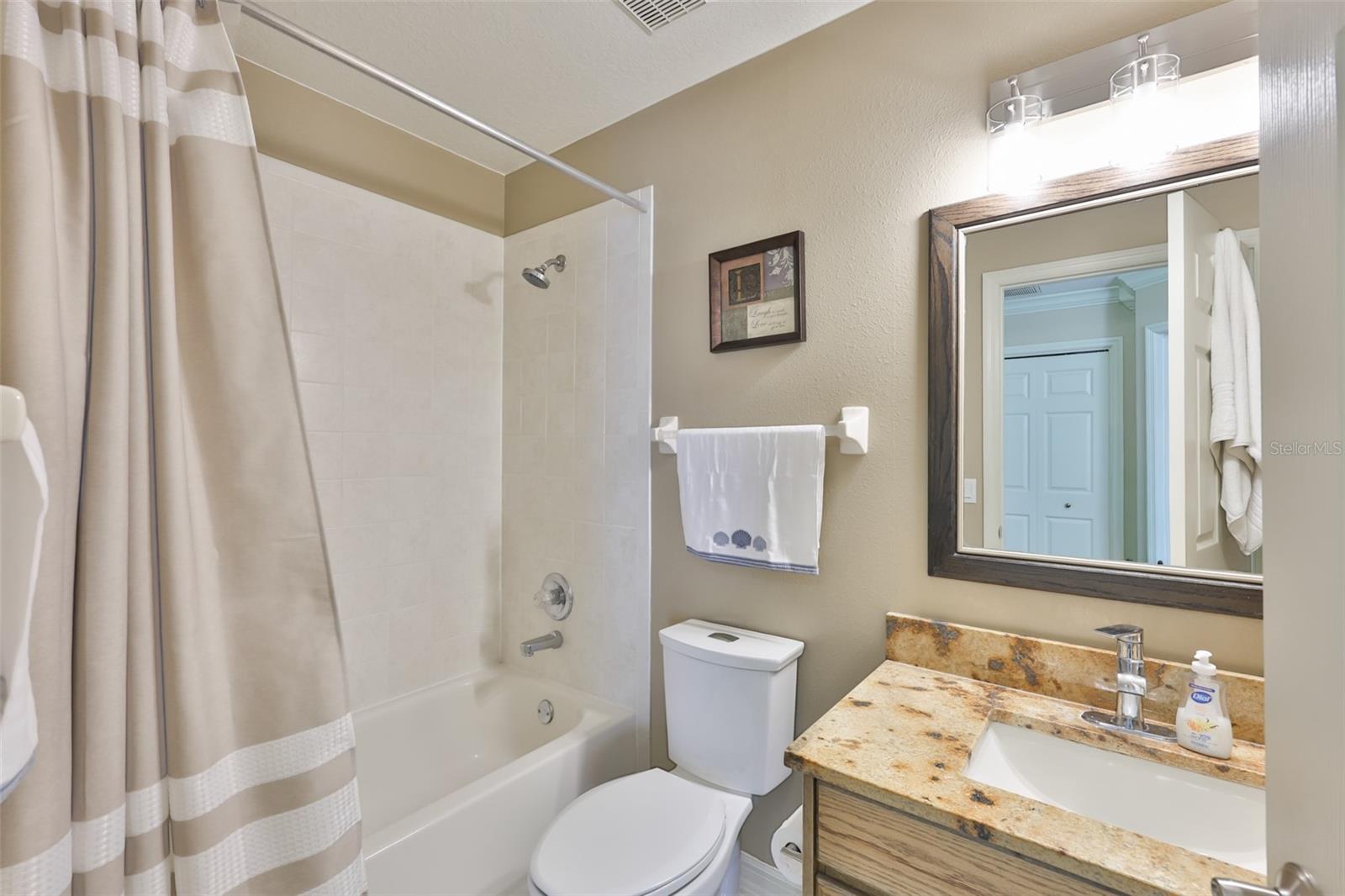 7318 GUILFORD PINE LN, APOLLO BEACH, FL, 33572