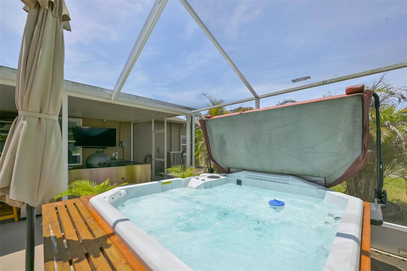 7318 GUILFORD PINE LN, APOLLO BEACH, FL, 33572