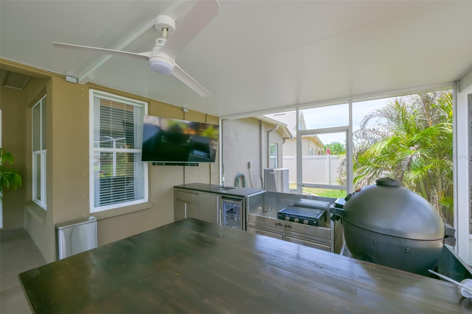 7318 GUILFORD PINE LN, APOLLO BEACH, FL, 33572