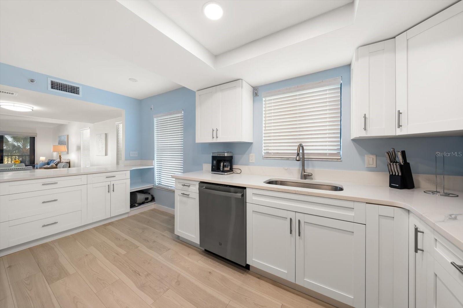 900 GULF BLVD #204, INDIAN ROCKS BEACH, FL, 33785