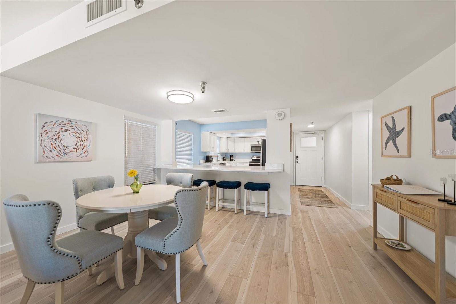 900 GULF BLVD #204, INDIAN ROCKS BEACH, FL, 33785