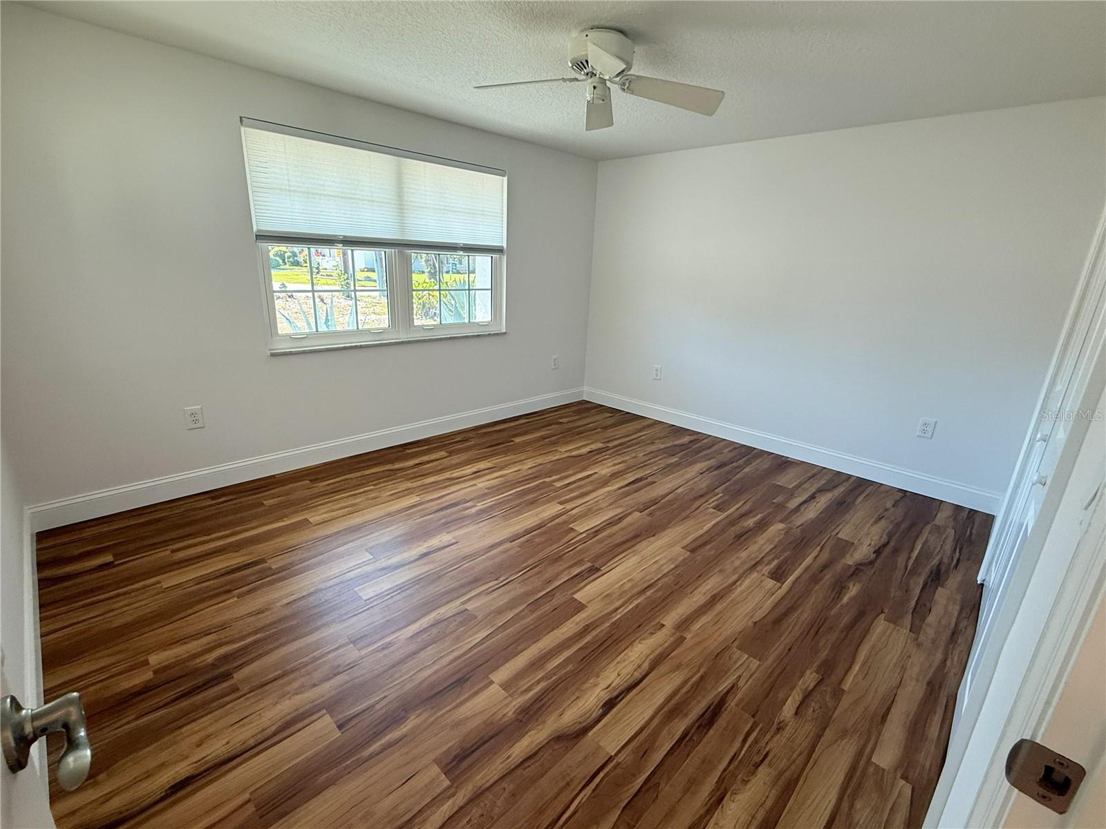 5569 SHADOW LAWN DR, SARASOTA, FL, 34242