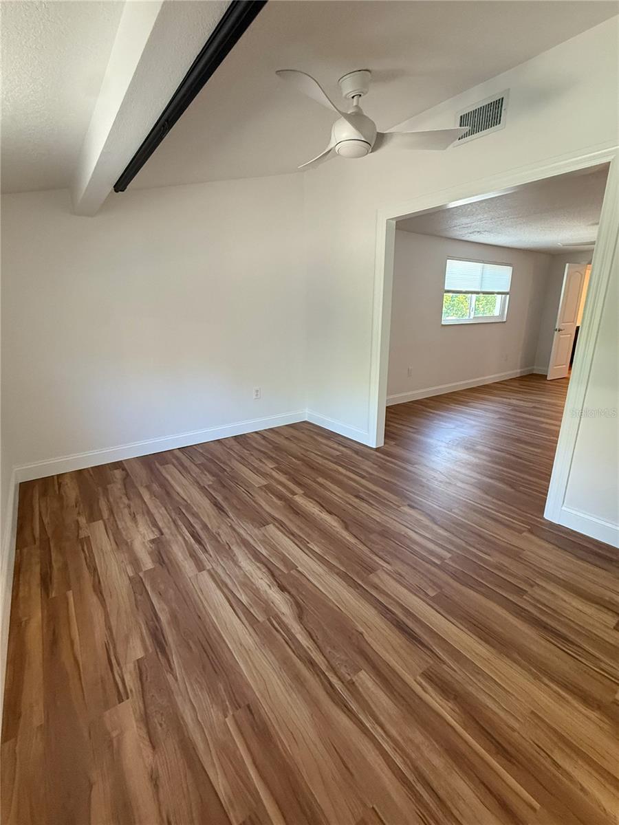 5569 SHADOW LAWN DR, SARASOTA, FL, 34242