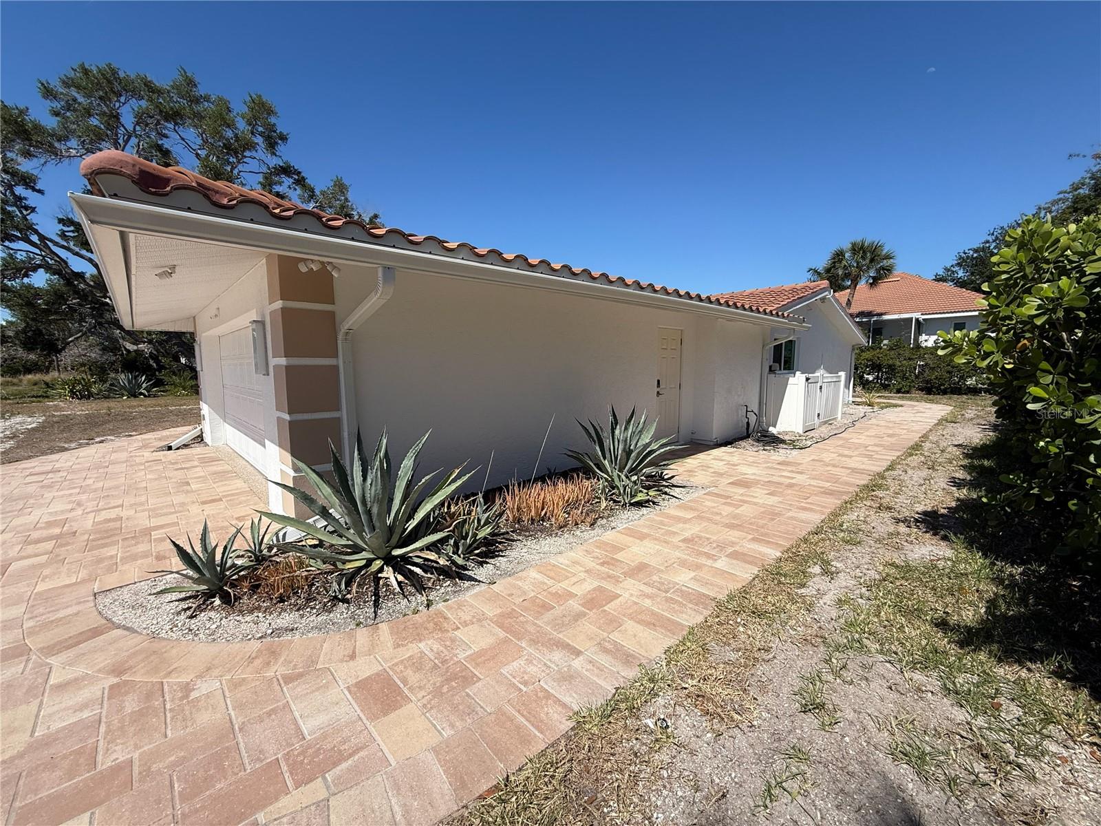 5569 SHADOW LAWN DR, SARASOTA, FL, 34242