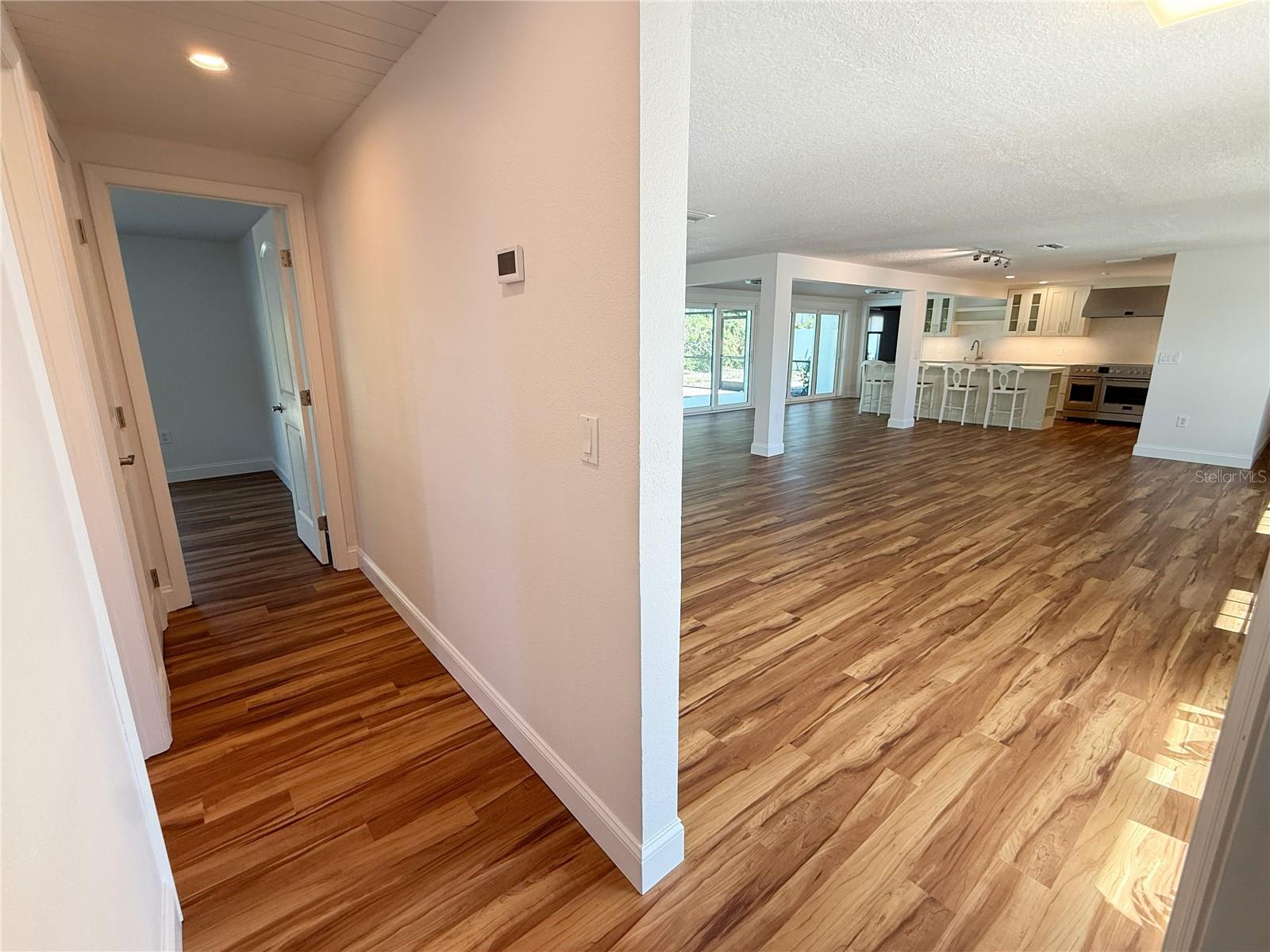 5569 SHADOW LAWN DR, SARASOTA, FL, 34242