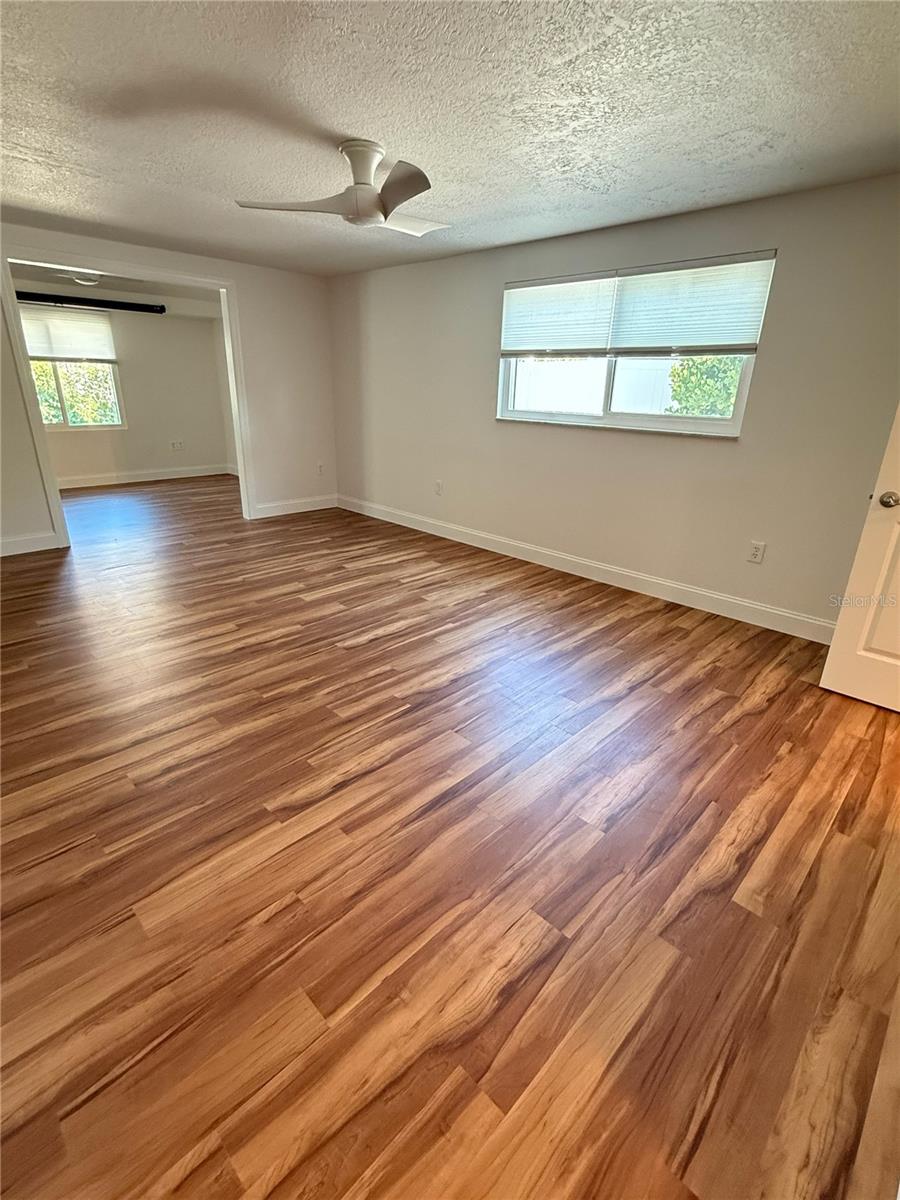 5569 SHADOW LAWN DR, SARASOTA, FL, 34242