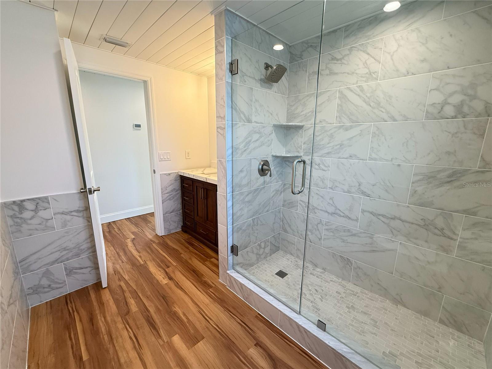 5569 SHADOW LAWN DR, SARASOTA, FL, 34242