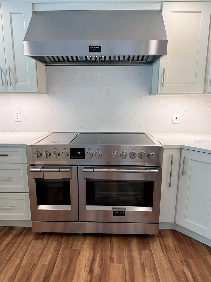 5569 SHADOW LAWN DR, SARASOTA, FL, 34242