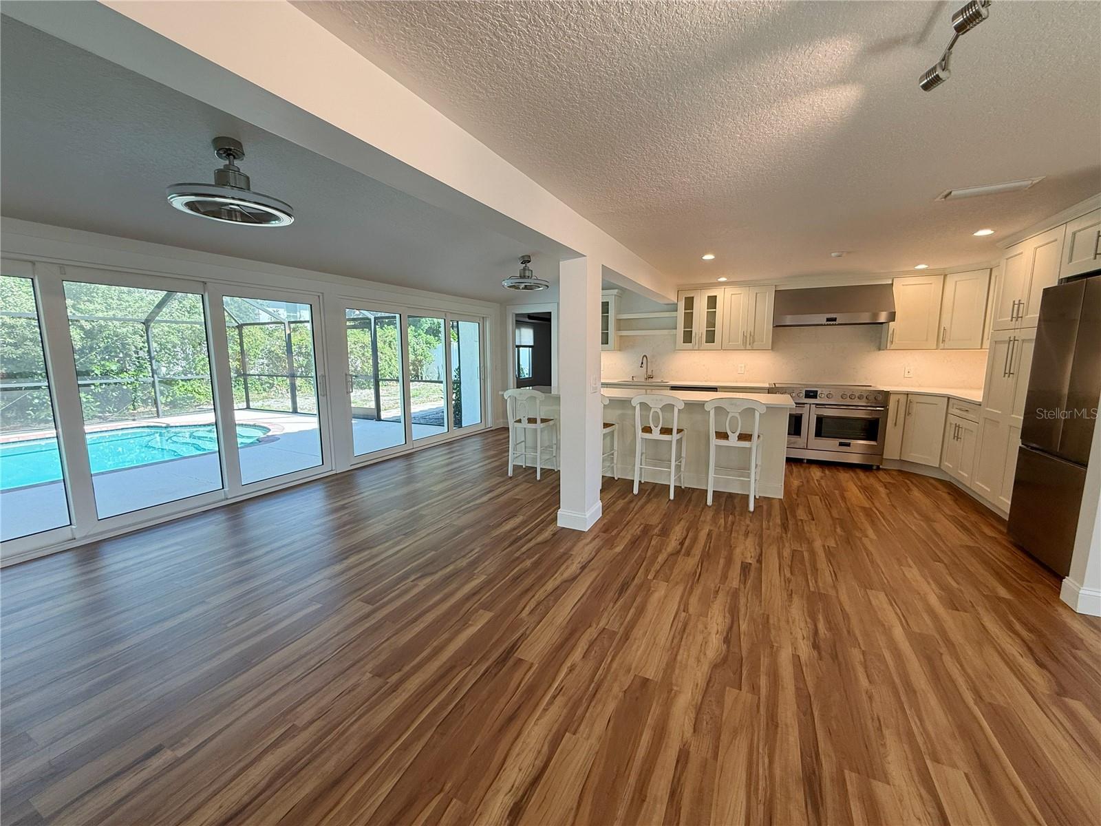 5569 SHADOW LAWN DR, SARASOTA, FL, 34242