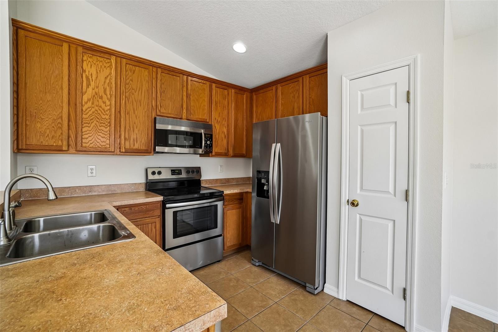 7613 WOOD VIOLET DR, GIBSONTON, FL, 33534