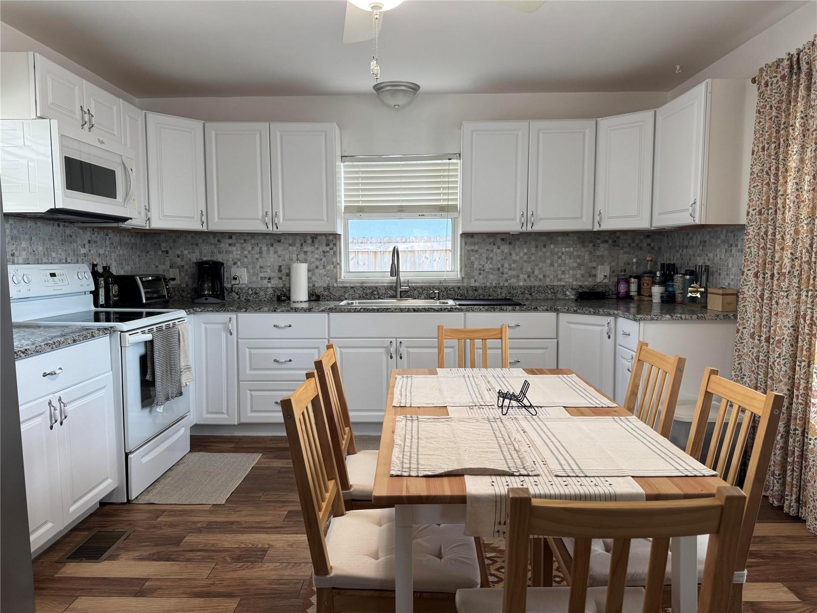 135 CARROLL ST, CLERMONT, FL, 34711