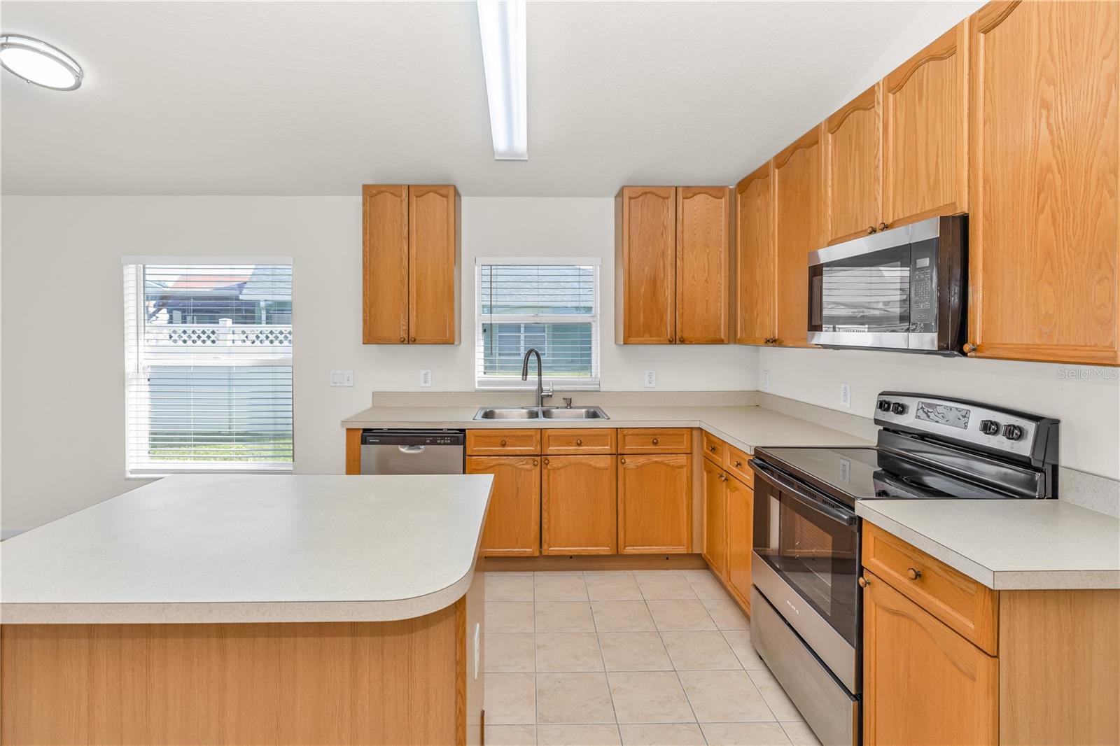 2989 WHITE CEDAR CIR, KISSIMMEE, FL, 34741