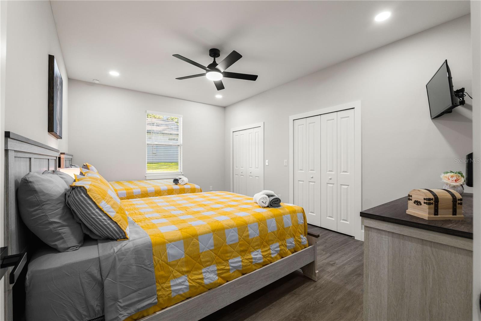 174-176 S LEMON AVE, BROOKSVILLE, FL, 34601