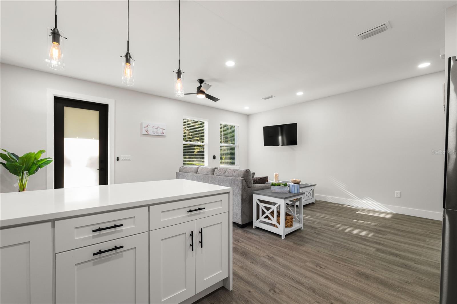 174-176 S LEMON AVE, BROOKSVILLE, FL, 34601