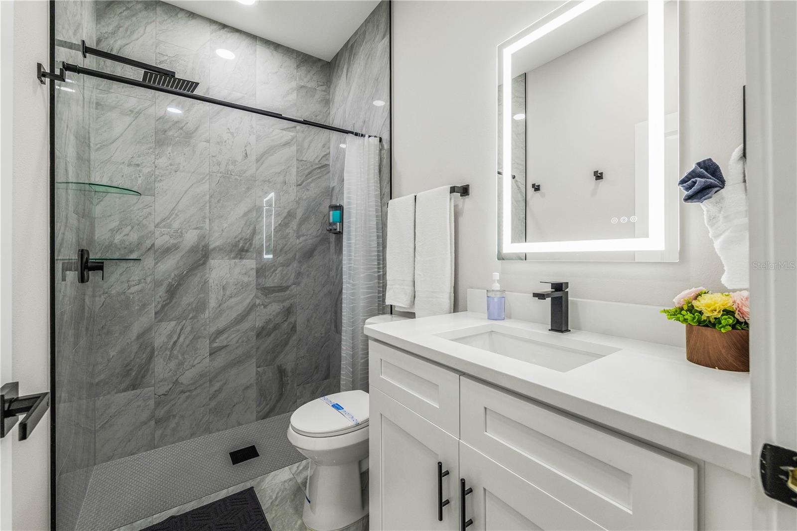 174-176 S LEMON AVE, BROOKSVILLE, FL, 34601