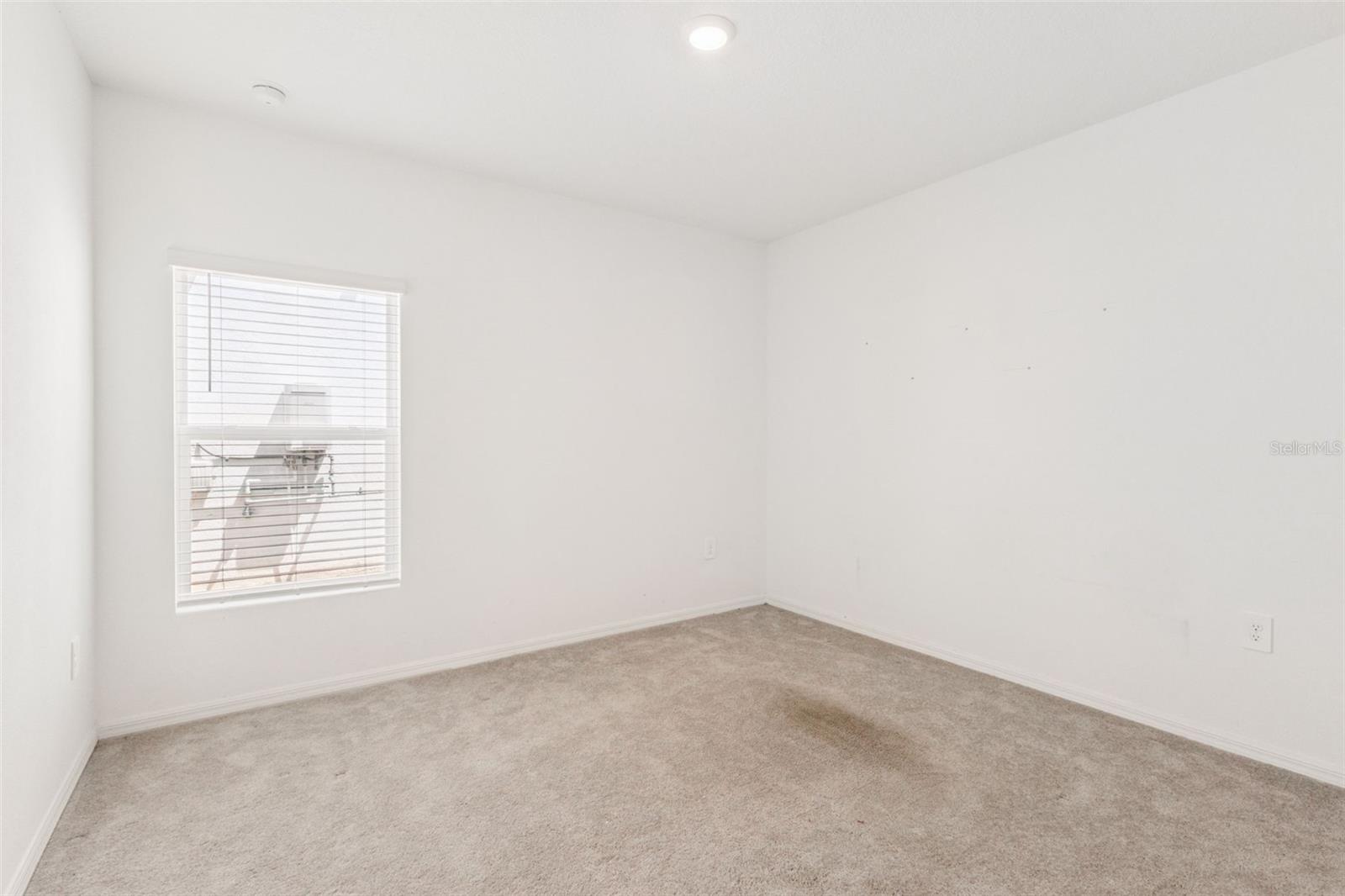 33857 SKY BLOSSOM CIR, LEESBURG, FL, 34788