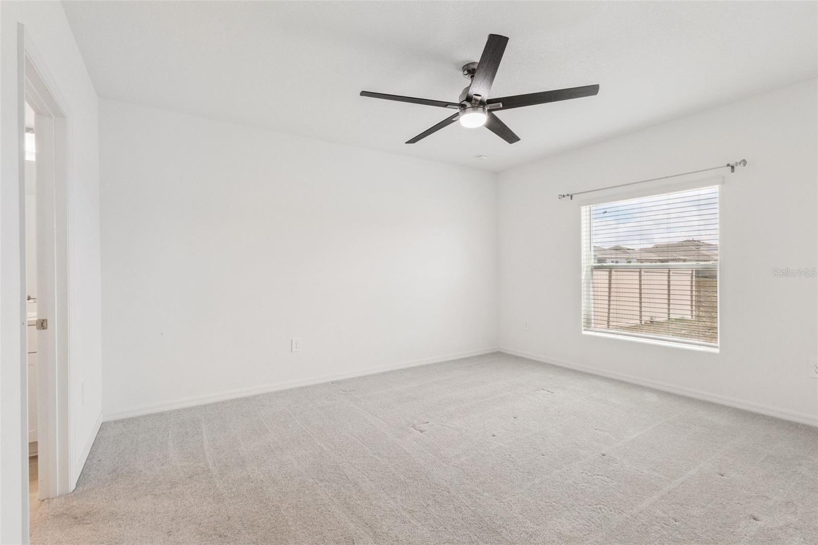 33857 SKY BLOSSOM CIR, LEESBURG, FL, 34788