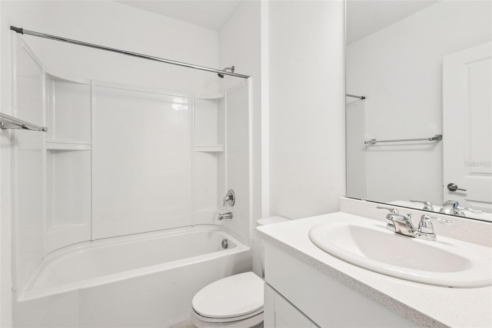 33857 SKY BLOSSOM CIR, LEESBURG, FL, 34788