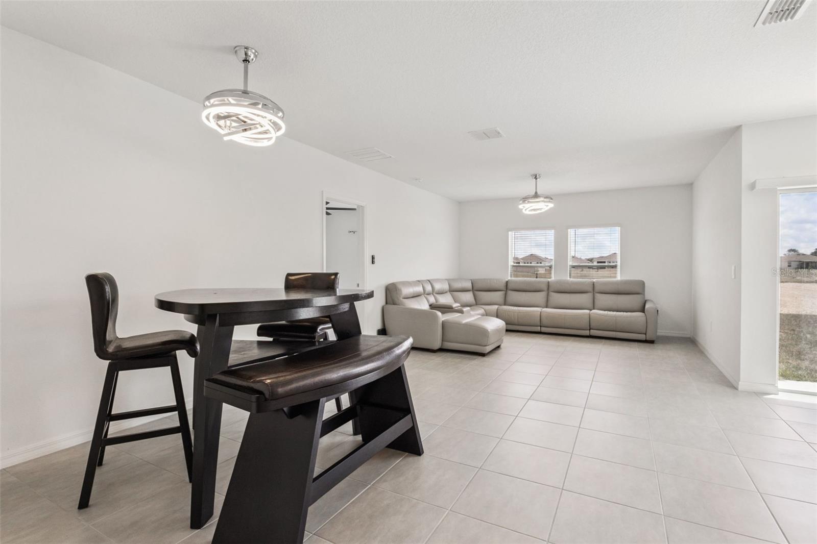 33857 SKY BLOSSOM CIR, LEESBURG, FL, 34788