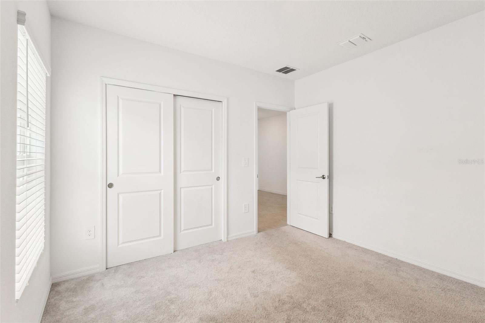 33857 SKY BLOSSOM CIR, LEESBURG, FL, 34788