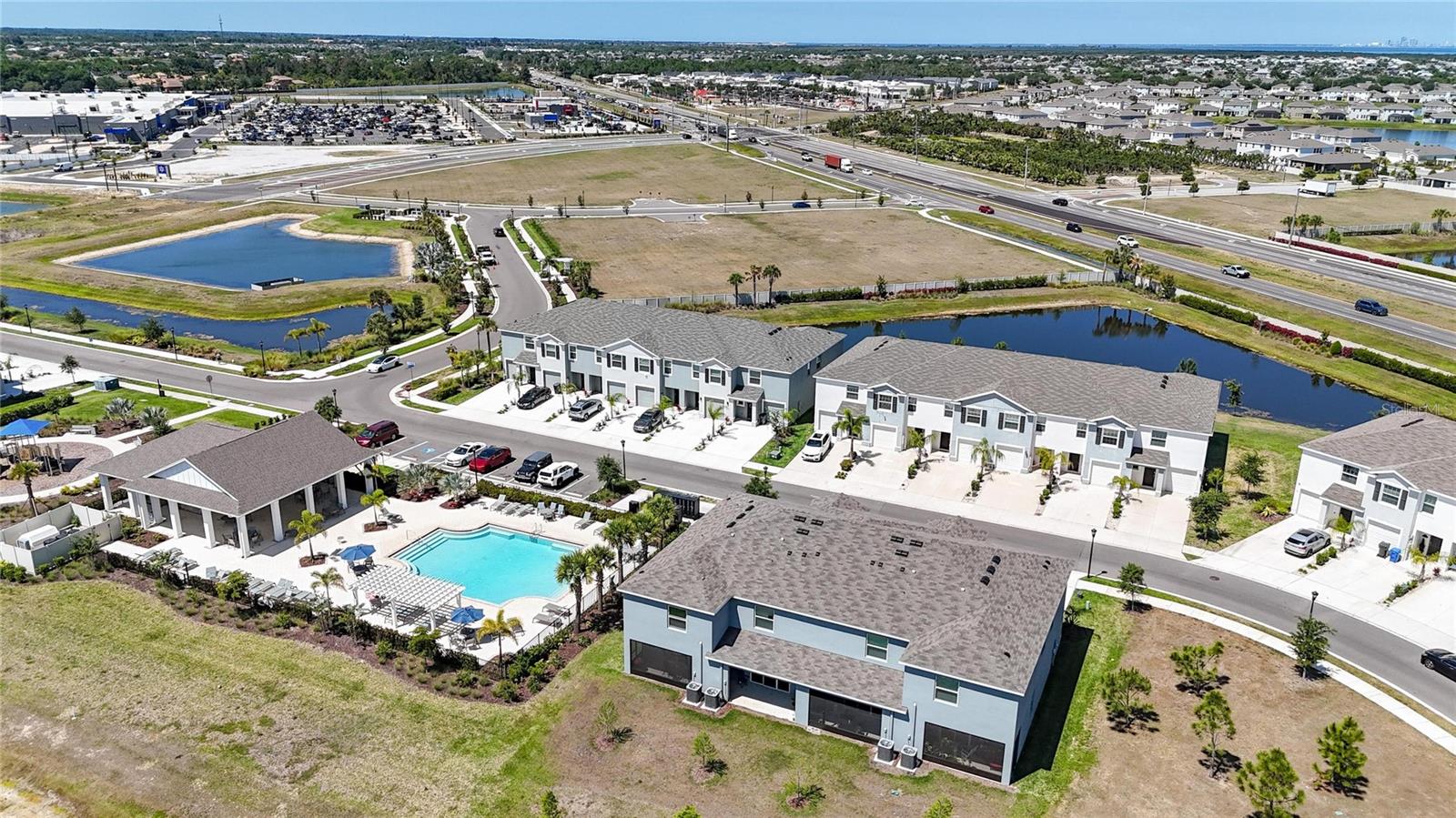 136 MANGROVE SHADE CIR, APOLLO BEACH, FL, 33572