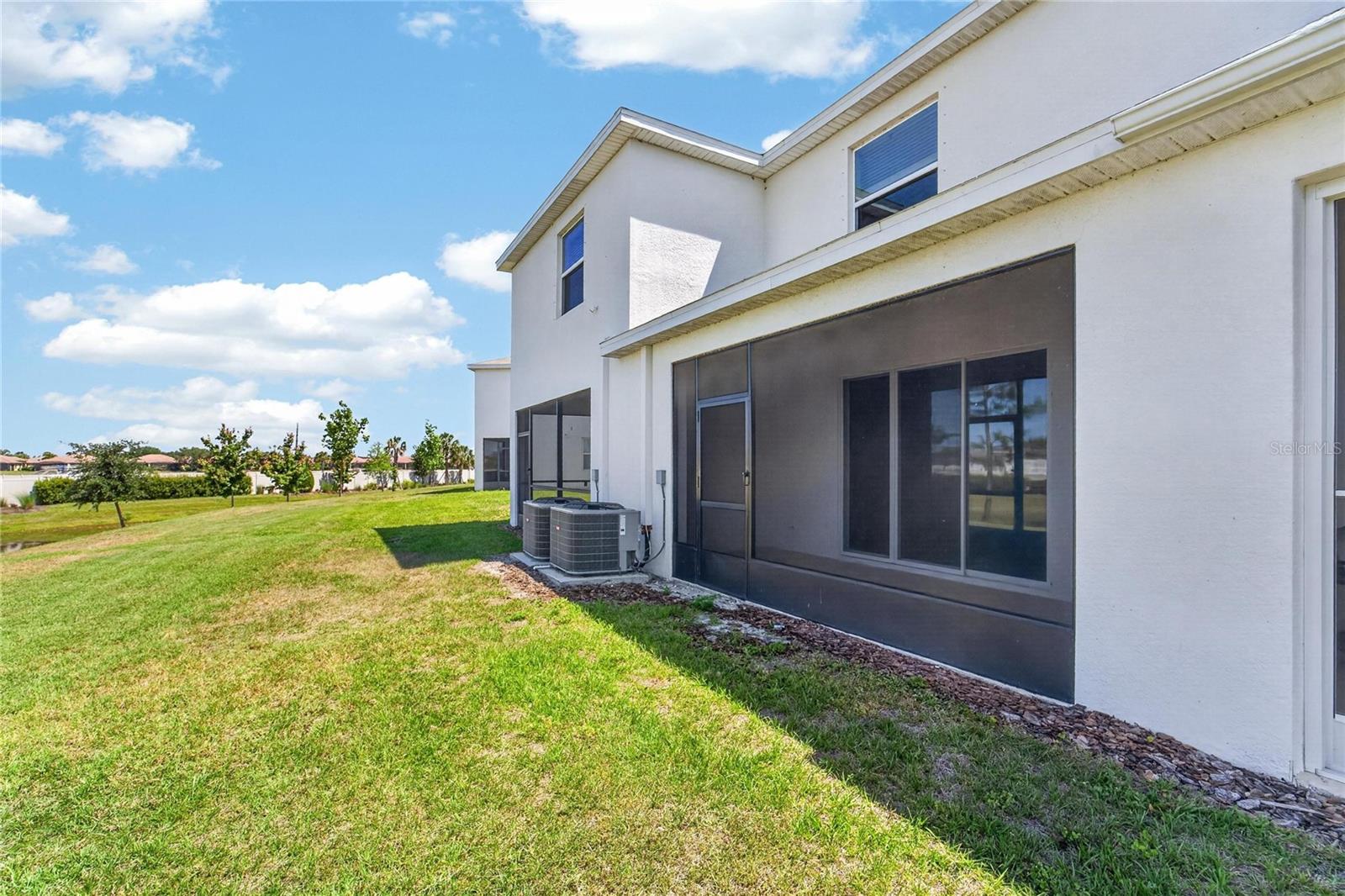 136 MANGROVE SHADE CIR, APOLLO BEACH, FL, 33572