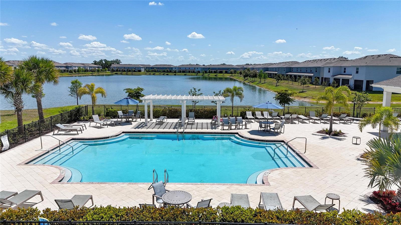 136 MANGROVE SHADE CIR, APOLLO BEACH, FL, 33572