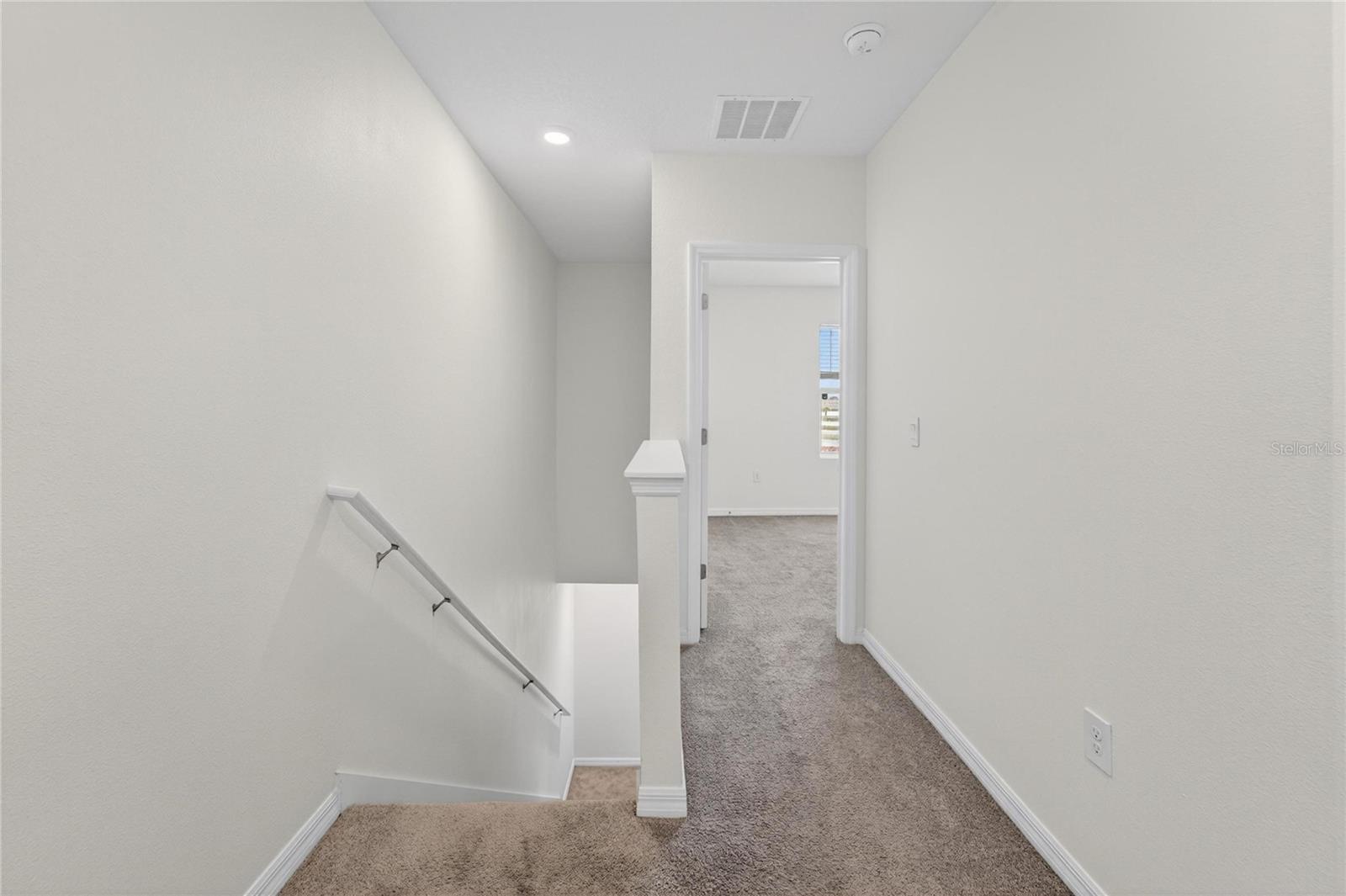 136 MANGROVE SHADE CIR, APOLLO BEACH, FL, 33572