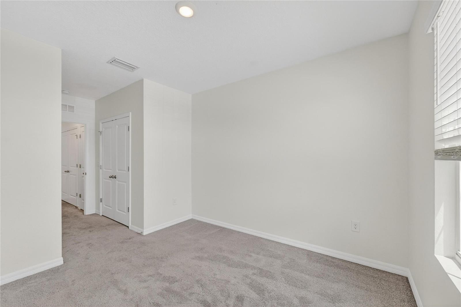 136 MANGROVE SHADE CIR, APOLLO BEACH, FL, 33572