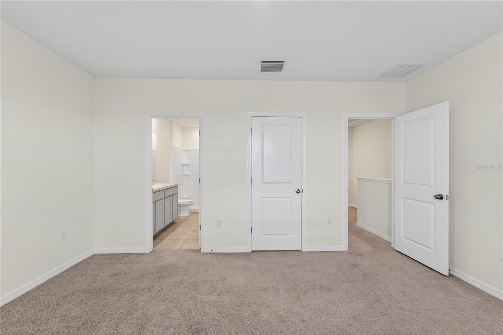 136 MANGROVE SHADE CIR, APOLLO BEACH, FL, 33572