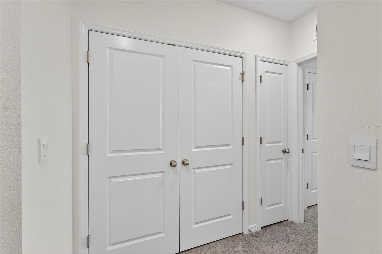 136 MANGROVE SHADE CIR, APOLLO BEACH, FL, 33572