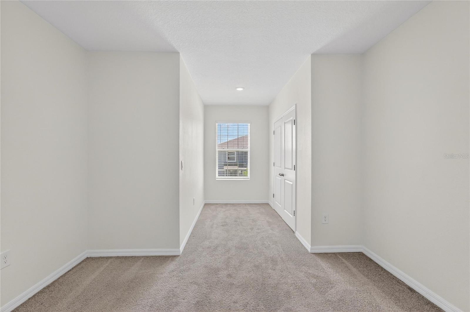 136 MANGROVE SHADE CIR, APOLLO BEACH, FL, 33572