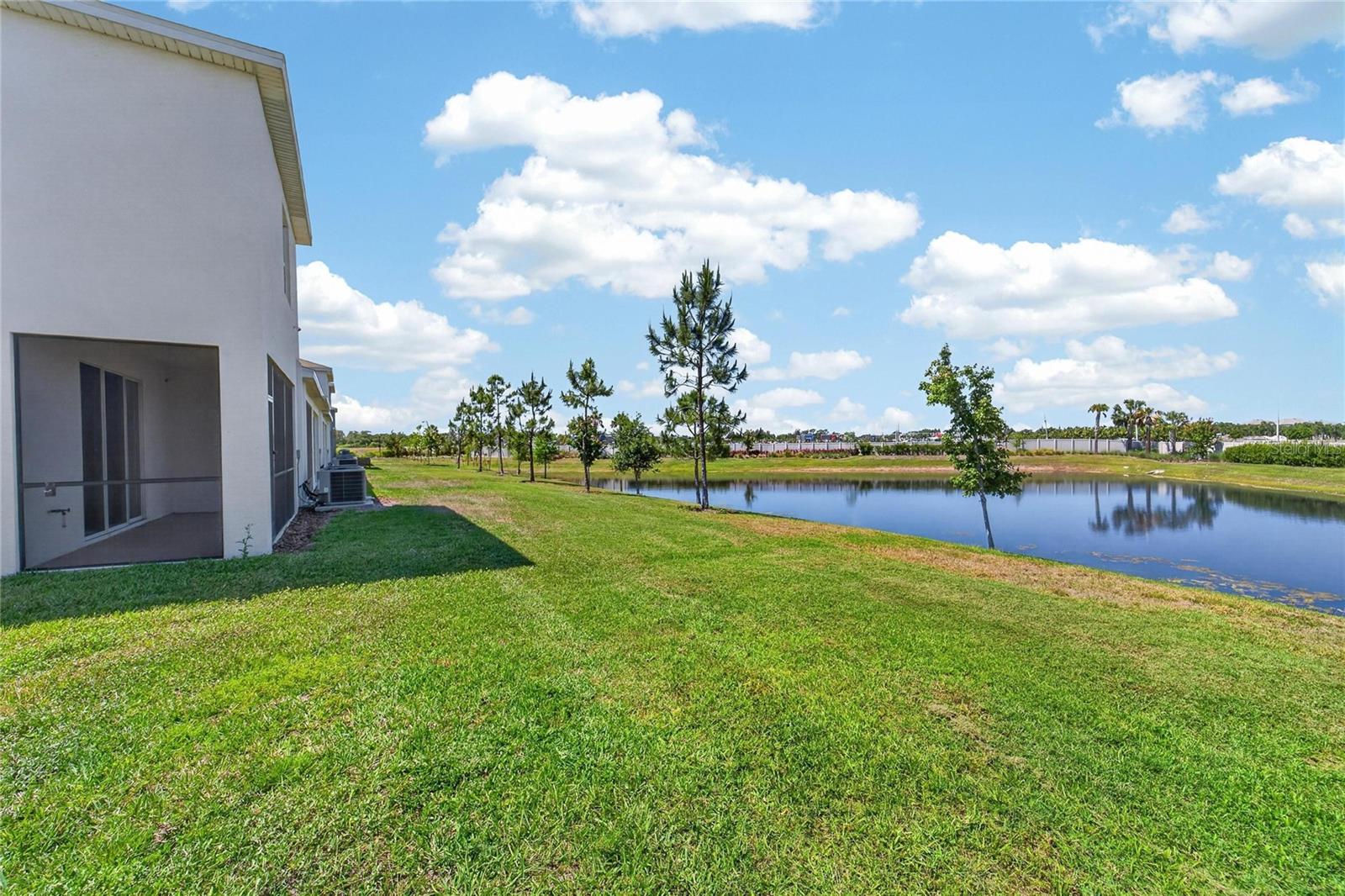 136 MANGROVE SHADE CIR, APOLLO BEACH, FL, 33572