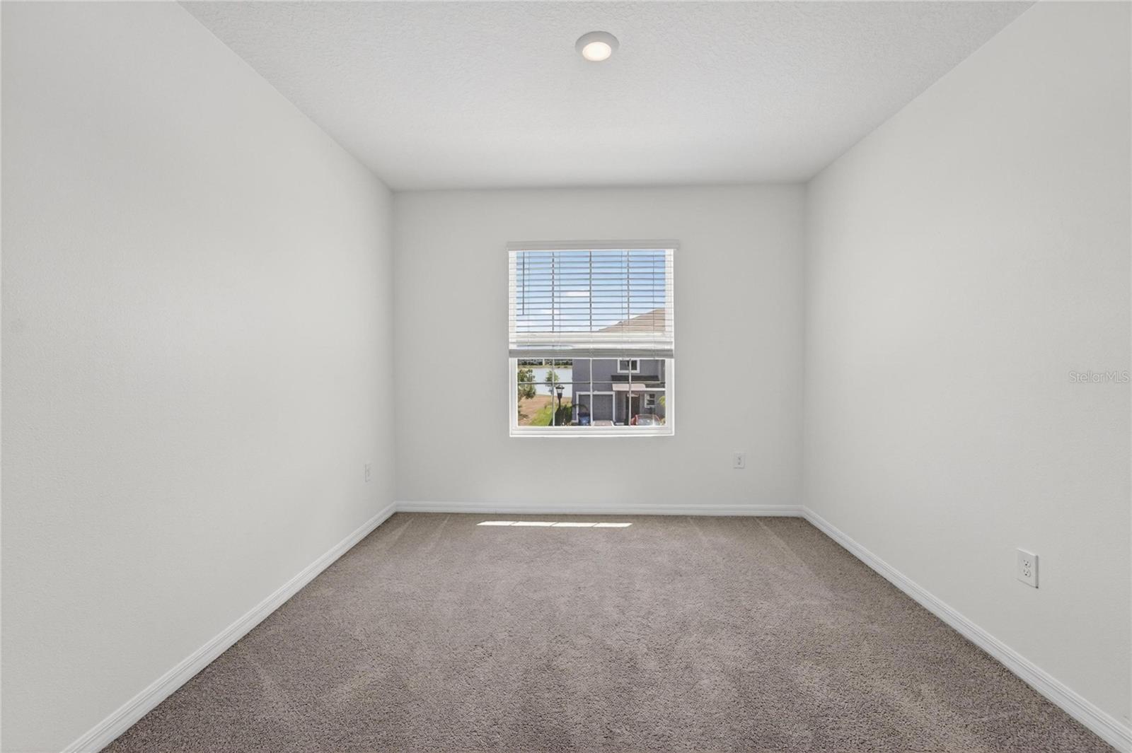 136 MANGROVE SHADE CIR, APOLLO BEACH, FL, 33572