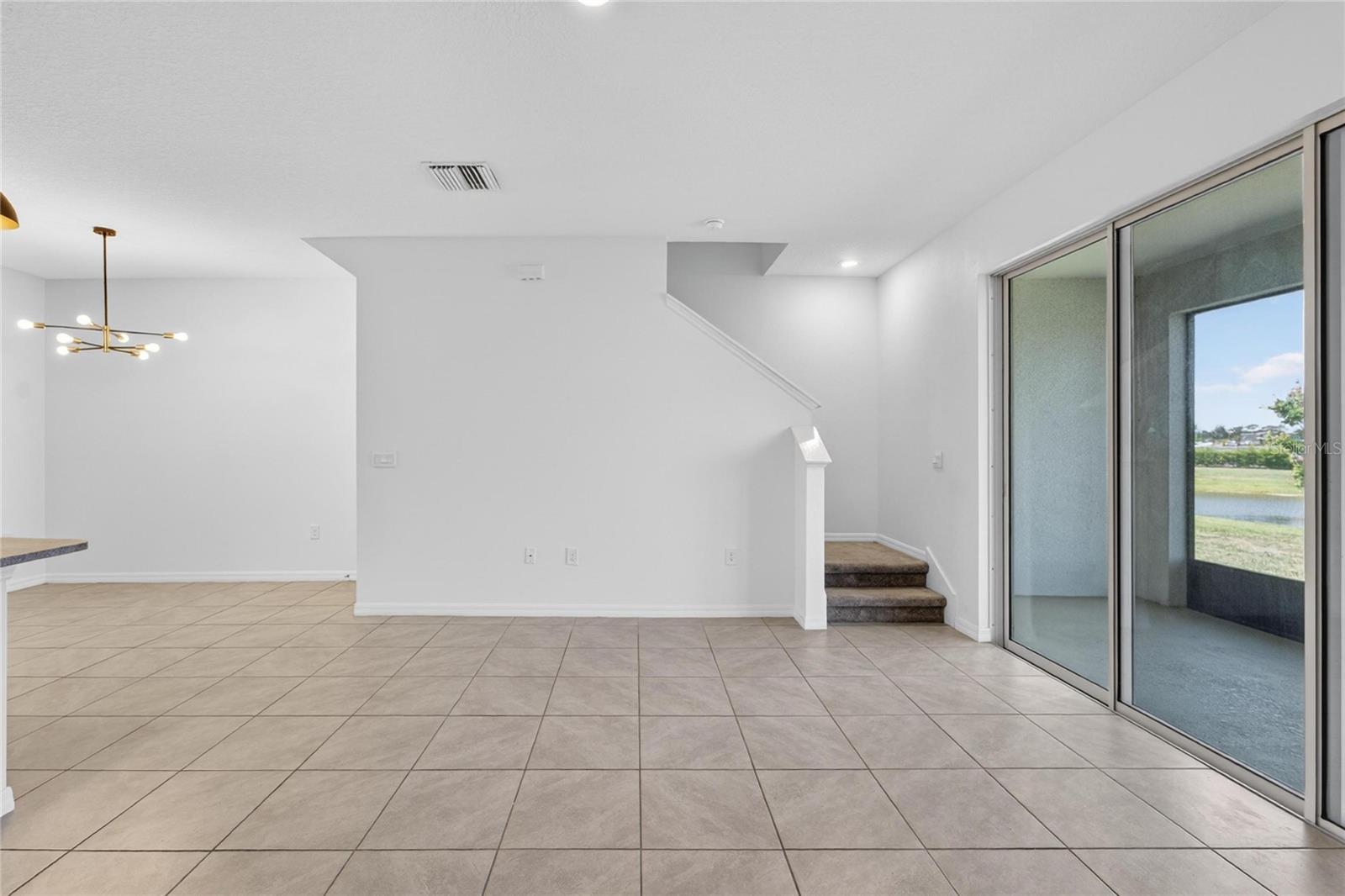 136 MANGROVE SHADE CIR, APOLLO BEACH, FL, 33572