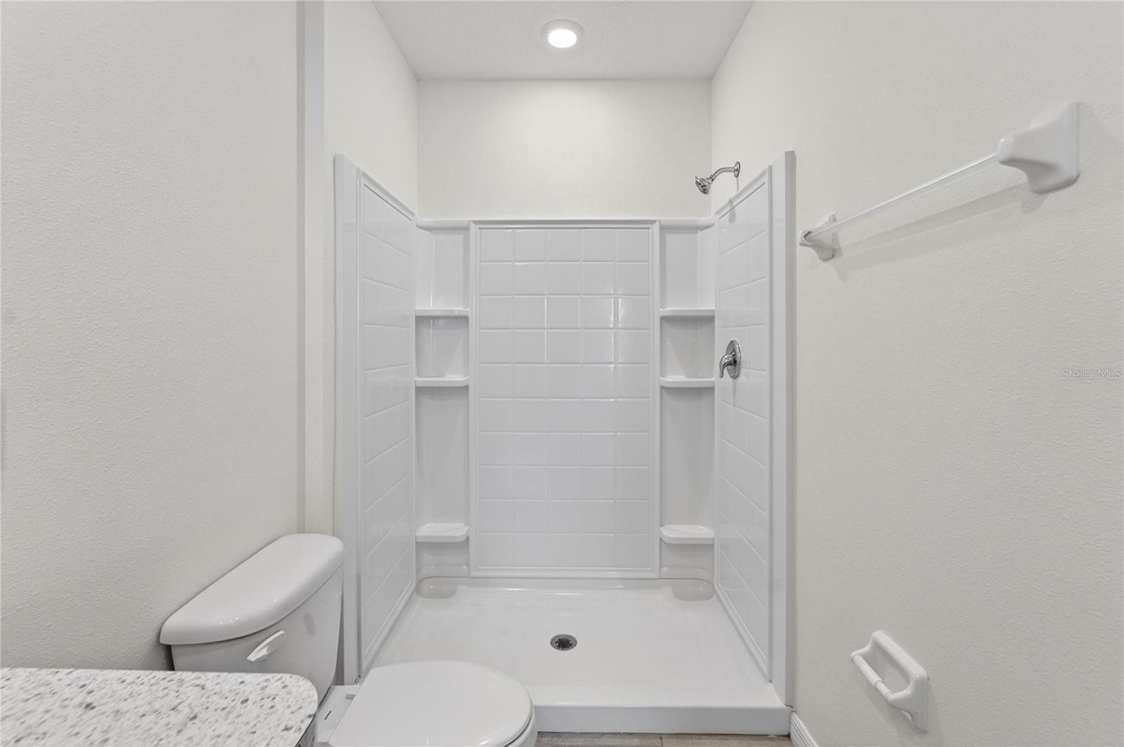 136 MANGROVE SHADE CIR, APOLLO BEACH, FL, 33572