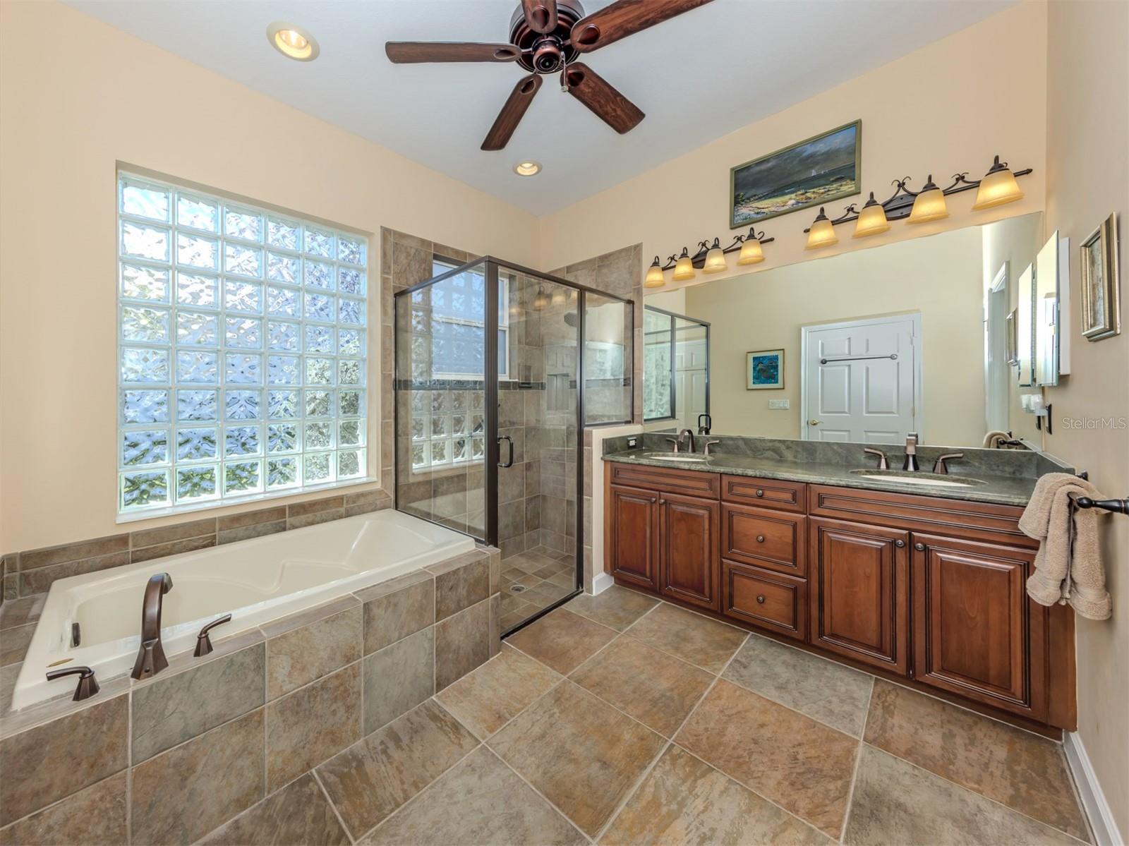 222 MARTELLAGO DR, NORTH VENICE, FL, 34275