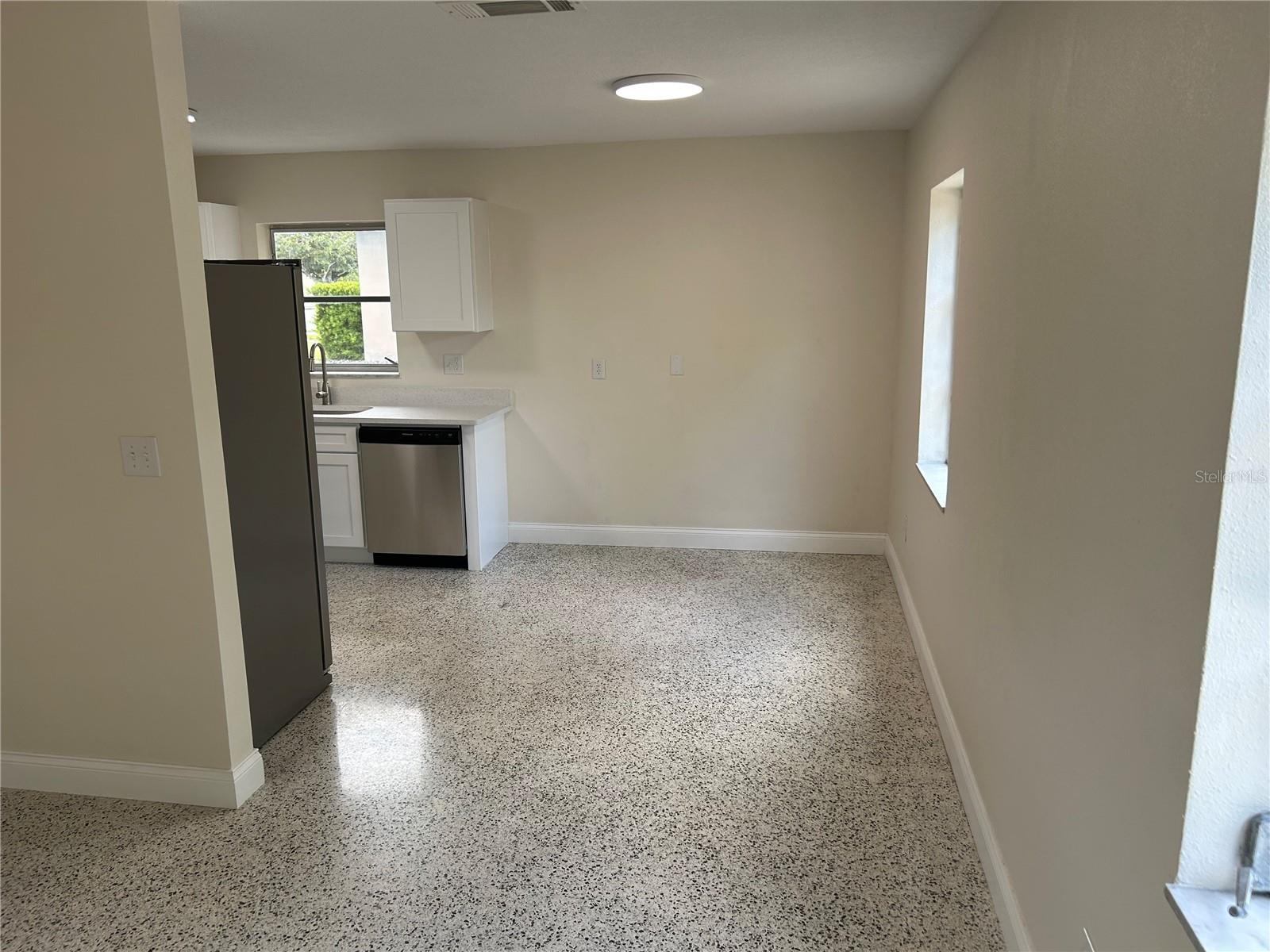 1555 FORT SMITH BLVD, DELTONA, FL, 32725