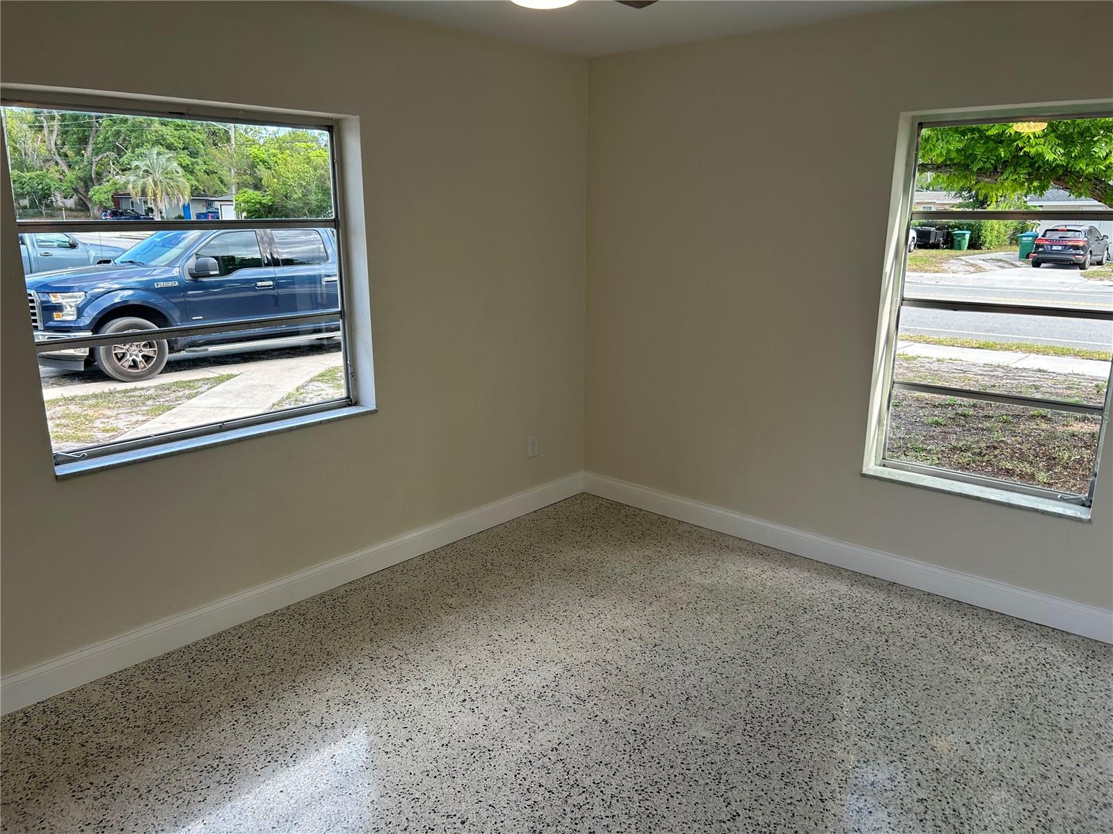 1555 FORT SMITH BLVD, DELTONA, FL, 32725