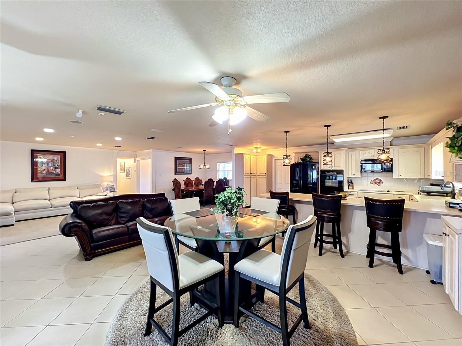 2404 LAUDERDALE CT, ORLANDO, FL, 32805