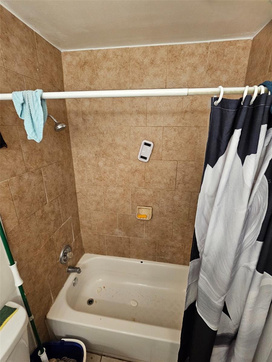 700 W 34TH ST, RIVIERA BEACH, FL, 33404