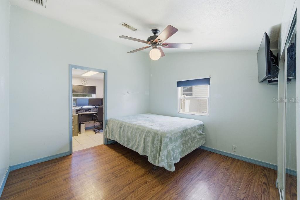 7207 S WEST SHORE BLVD, TAMPA, FL, 33616
