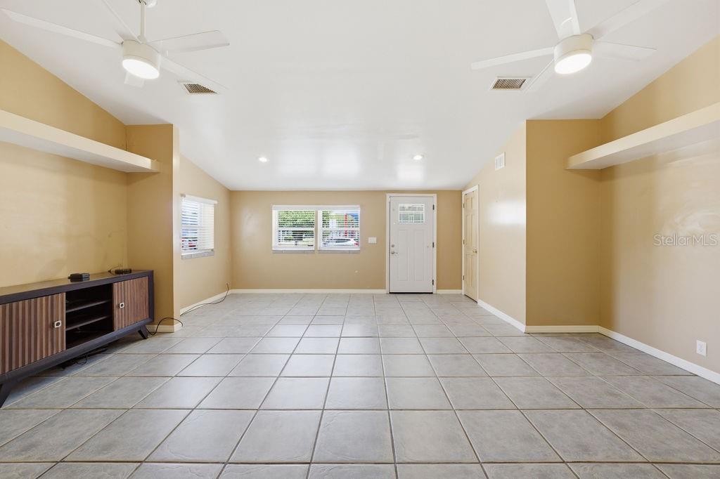 7207 S WEST SHORE BLVD, TAMPA, FL, 33616