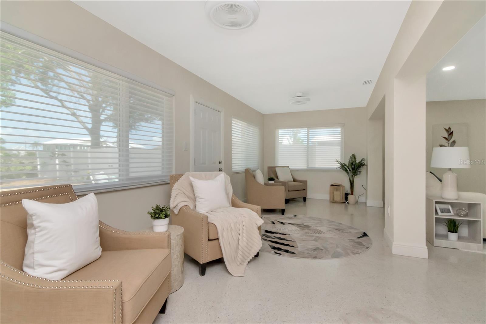 106 STEVEN ST, RUSKIN, FL, 33570