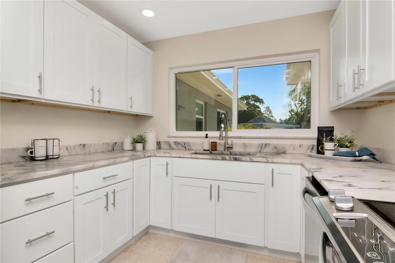 106 STEVEN ST, RUSKIN, FL, 33570