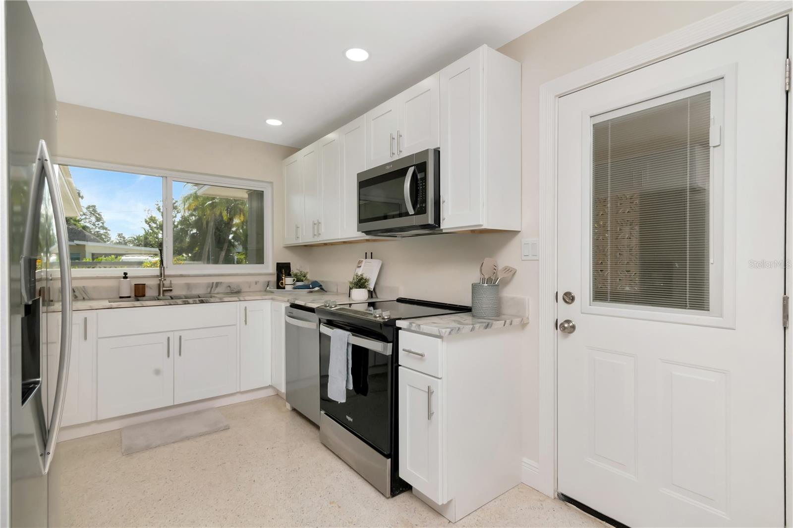 106 STEVEN ST, RUSKIN, FL, 33570