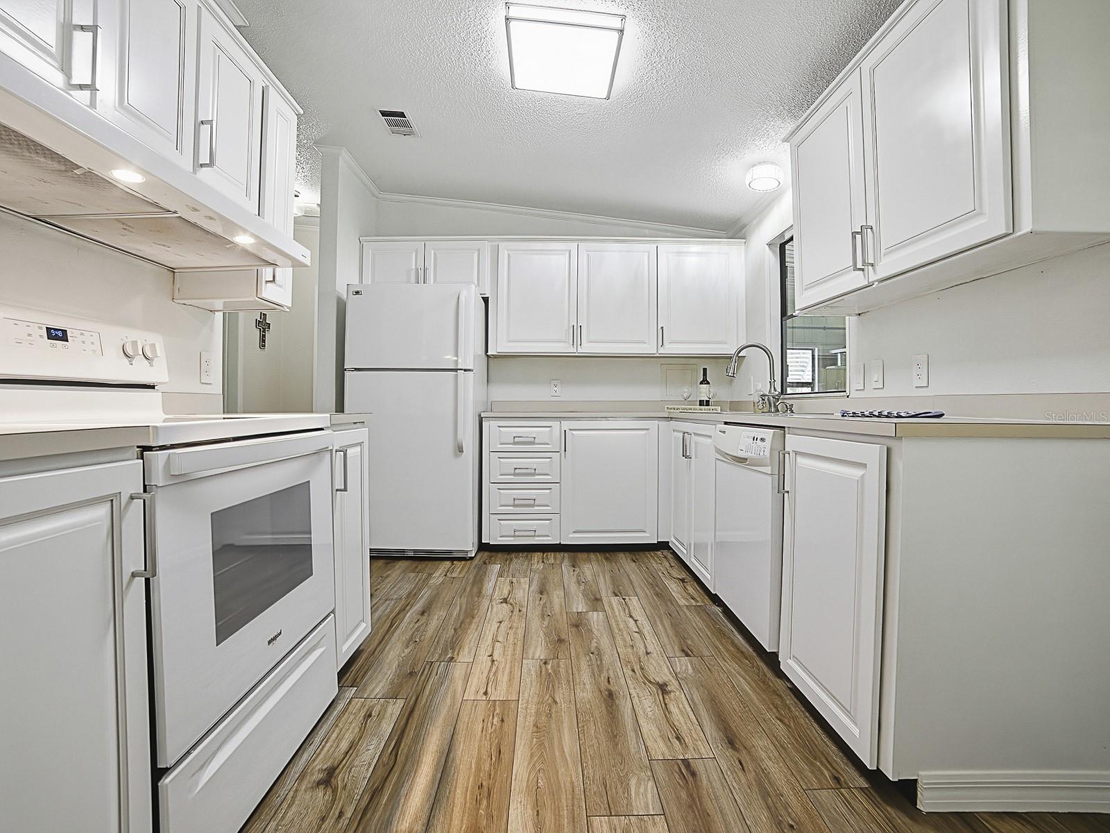 25143 BARROW HL, LEESBURG, FL, 34748