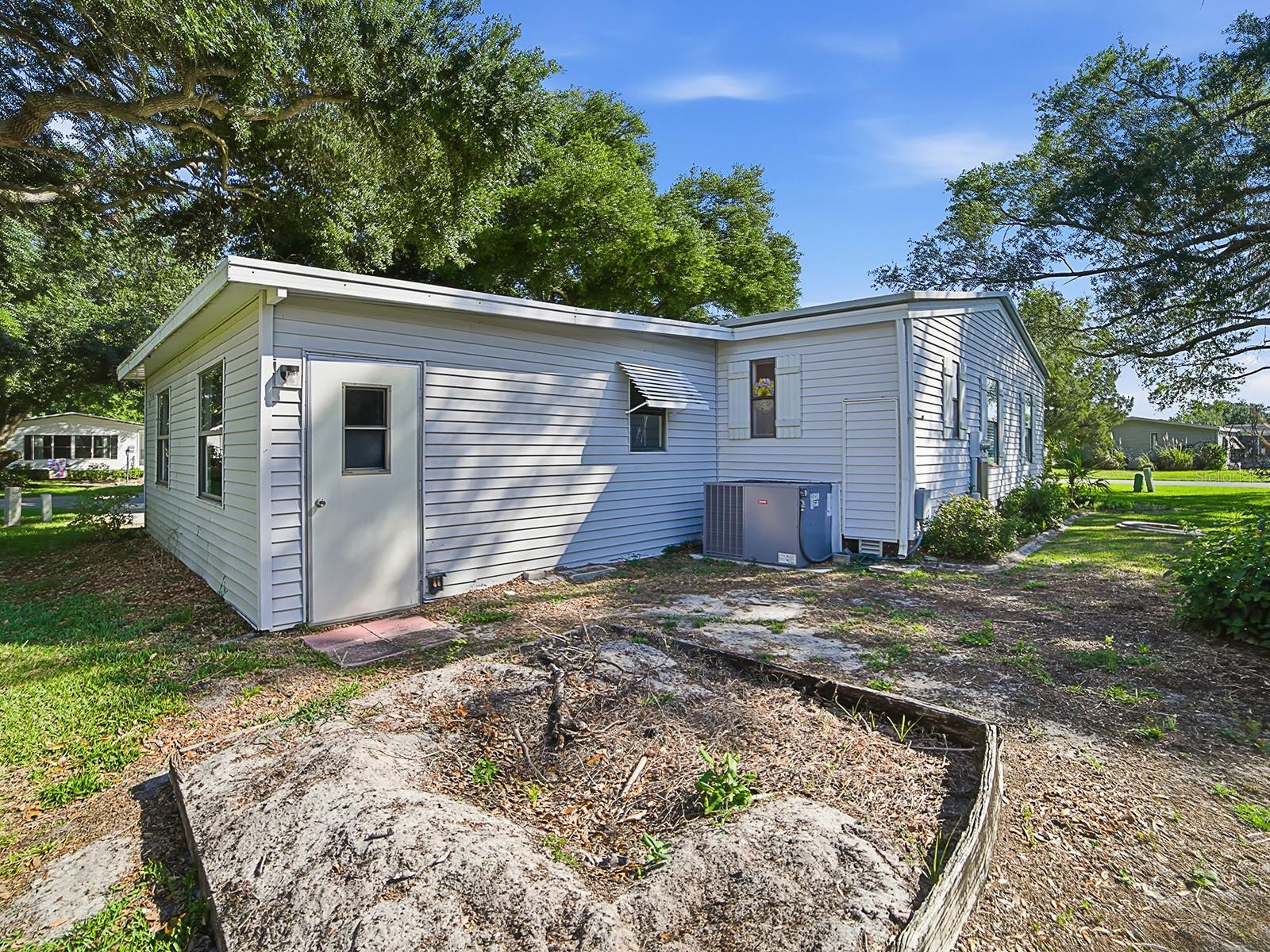 25143 BARROW HL, LEESBURG, FL, 34748